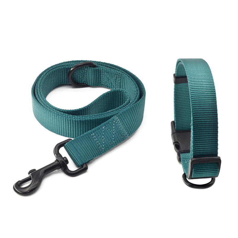 Solid Reflective Nylon Pet Dog Collar Le