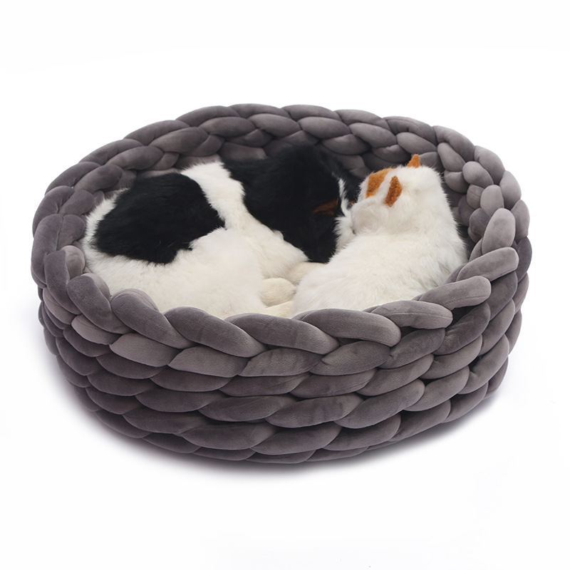 Solid Velvet Hand Woven Pet Cat Bed